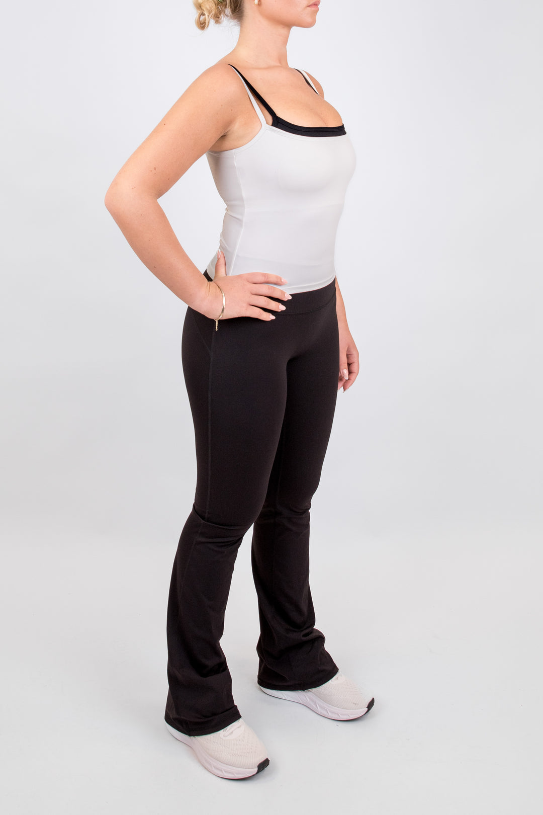 Essence Top White