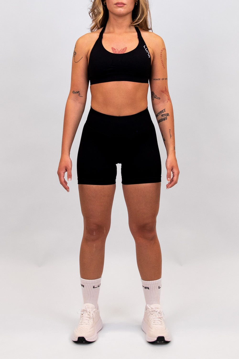 Gravity Seamless Shorts Black - LUNAWEAR