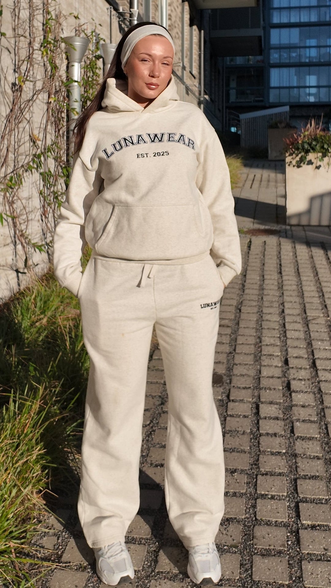 Signature Hoodie Grey