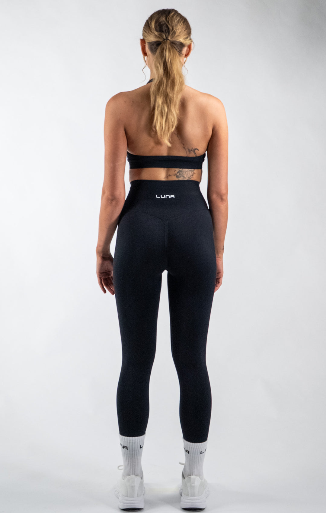 Elevate Seamless Tights - Black