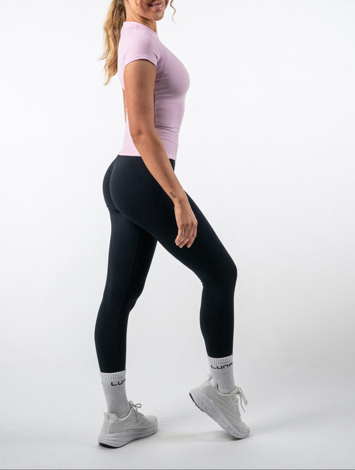 Elevate T-shirt Pink