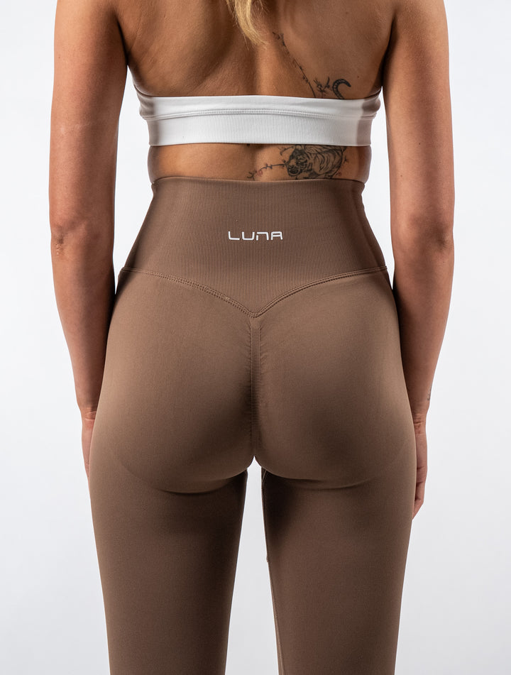 Elevate Seamless Tights - Cappuccino